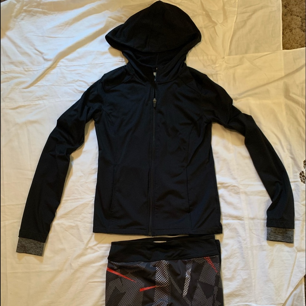 Black active zip up jacket
